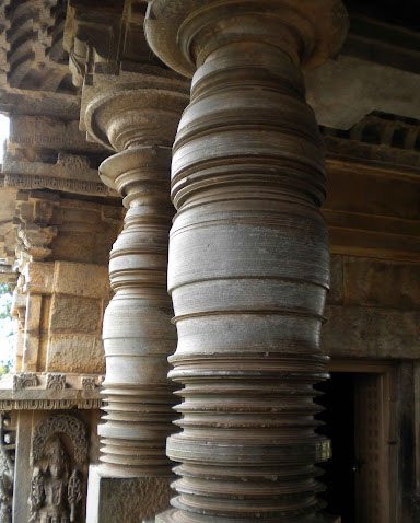 halebeedu-hoysaleshwara-temple